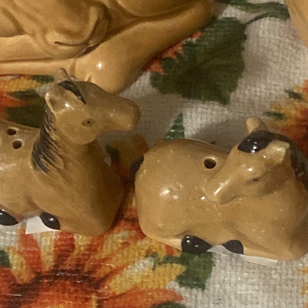 NEW Azalea Wang Fluff Coat szM+🐴salt and pepper shakers & 2 mugs - Picture 11 of 15
